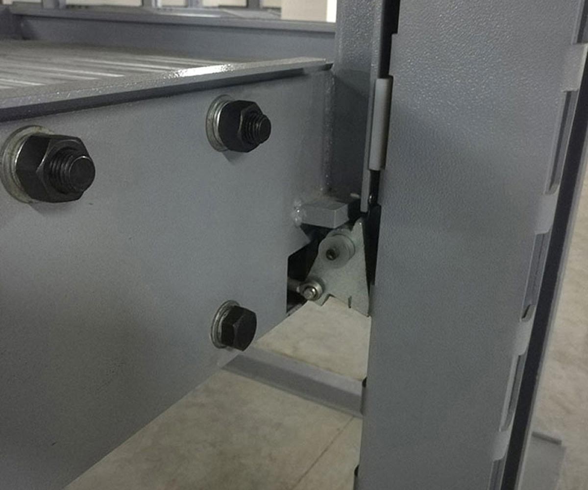 兩柱機(jī)械停車庫租賃